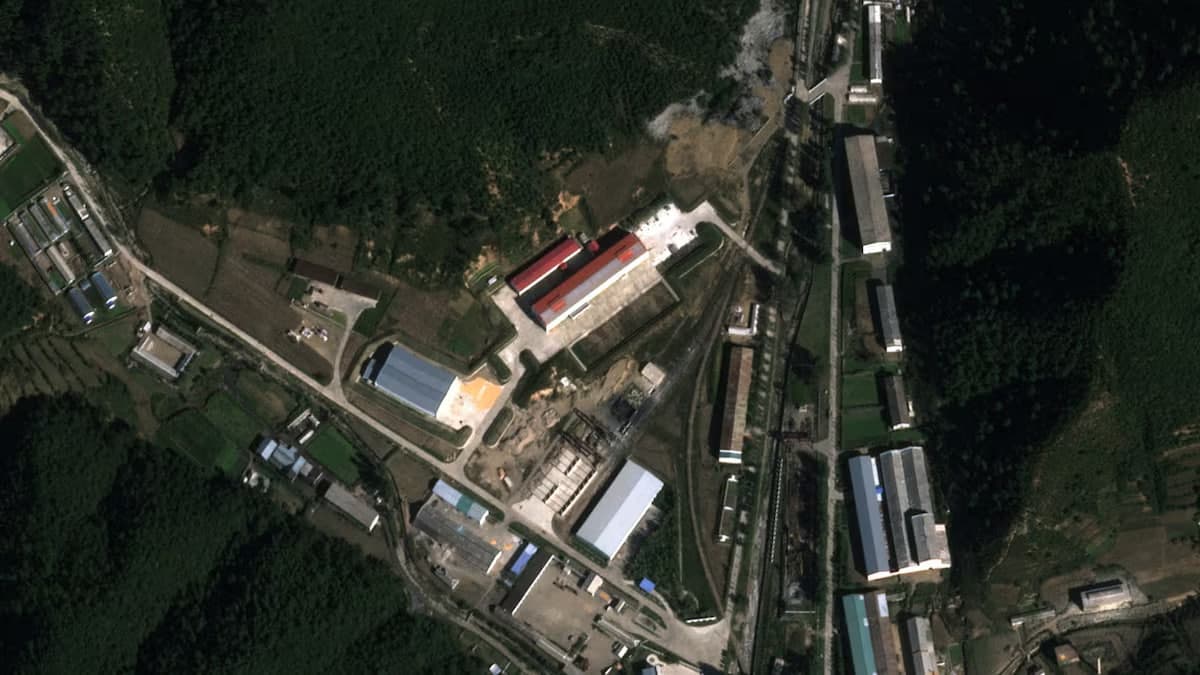 Shimoliy Koreya ballistik raketalar ishlab chiqaruvchi zavodini kengaytirmoqda
