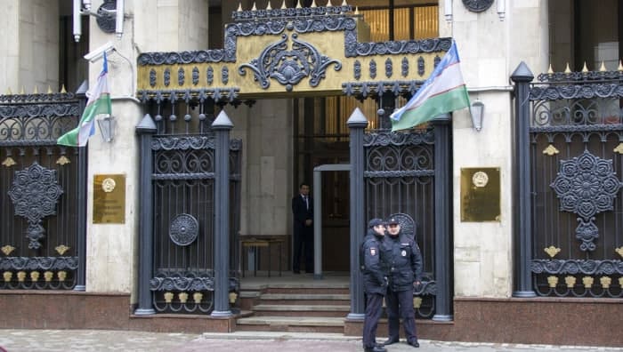 Посол и сотрудники Генерального консульства Узбекистана в России оказывают помощь с связи с ДТП в Самарской области