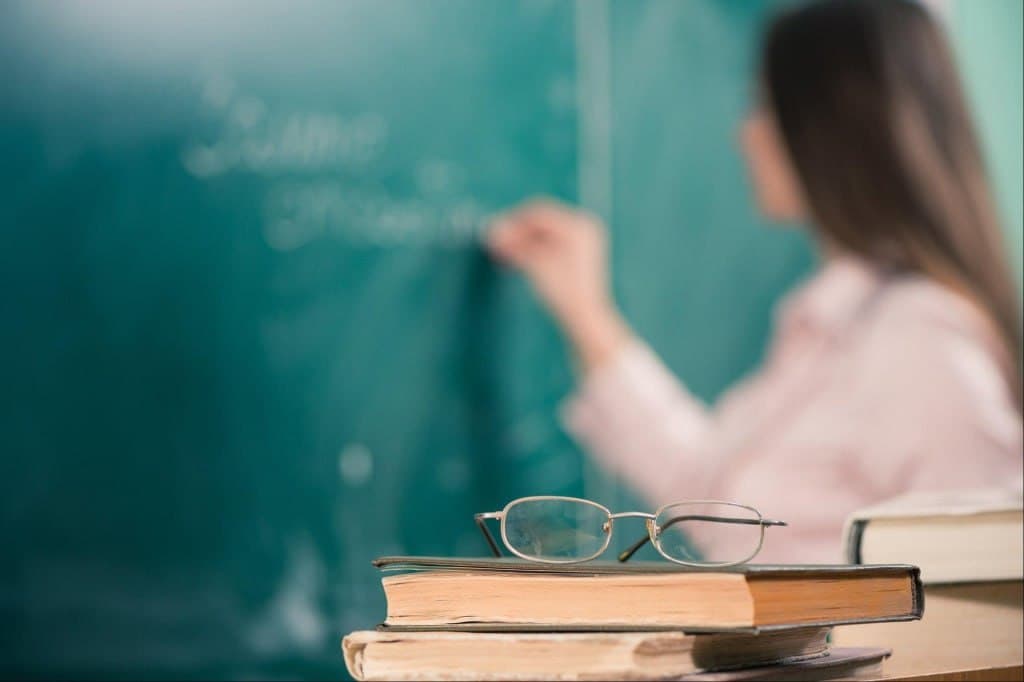 President signs law “On the status of a teacher”