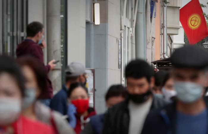 Qirg‘iziston hukumati Rossiyani migrantlarni tibbiy sug‘urta bilan ta’minlashga chaqirdi 