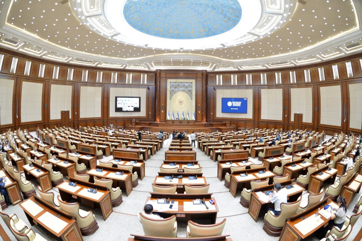 Senat bolani noqonuniy diniy ta’limga jalb qilganlik uchun javobgarlik ko‘zda tutilgan qonunni ma’qulladi