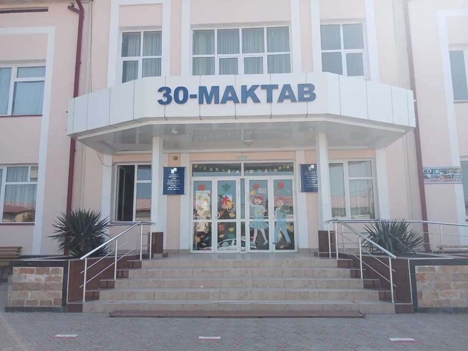 В Карманинском районе Навоийской области в одной школе последовательно скончались три ученика