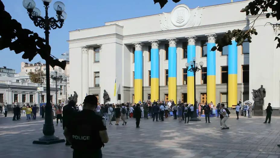 Ukrainada uch vazir va fond rahbari iste’foga chiqdi