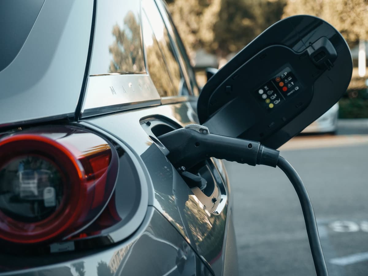 10 oyda qancha elektromobil import qilingani ma’lum bo‘ldi