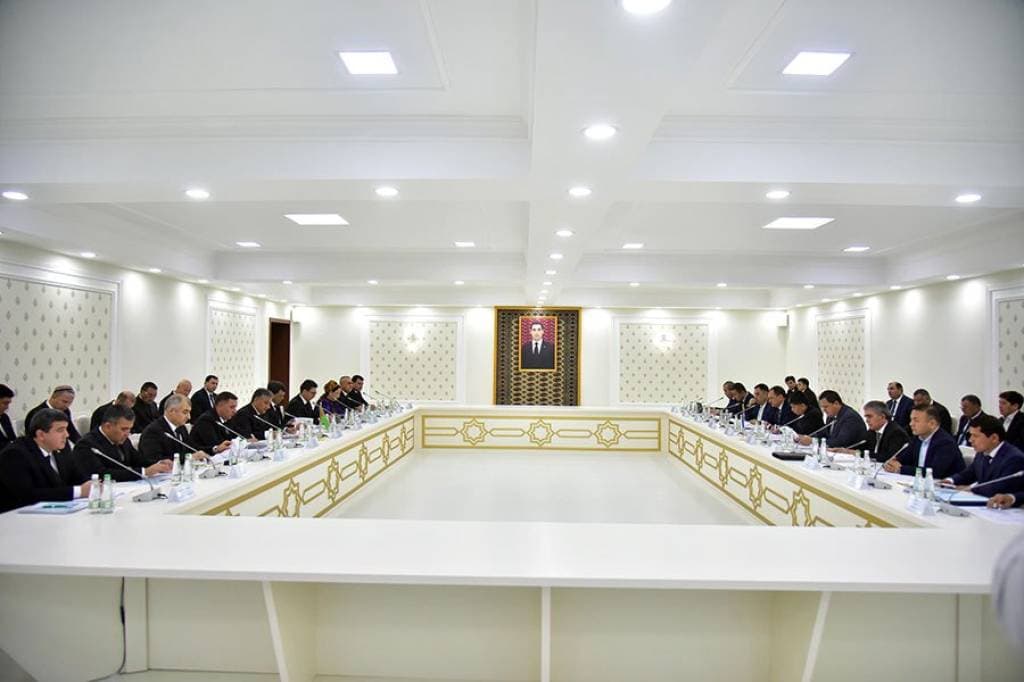 Uzbekistan takes steps with Turkmenistan for improved water efficiency in Amu Darya