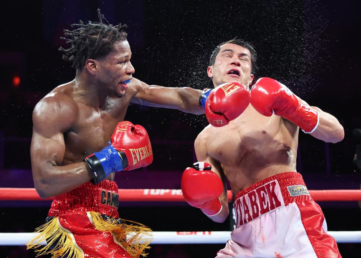 Boks. Otabek Xolmatov WBA chempionlik kamari uchun Raymond Fordga texnik nokaut bilan yutqazdi