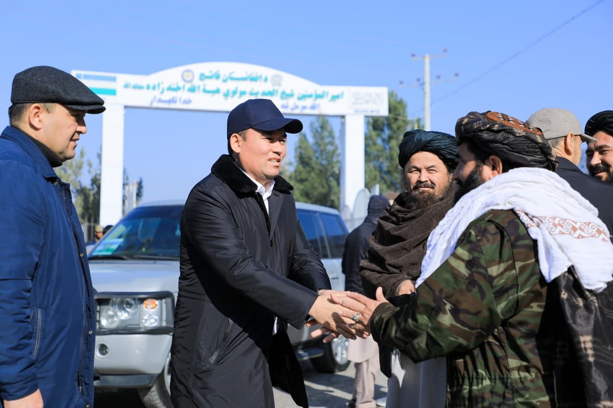 Uzbekistan sends humanitarian aid and doctors to Afghanistan