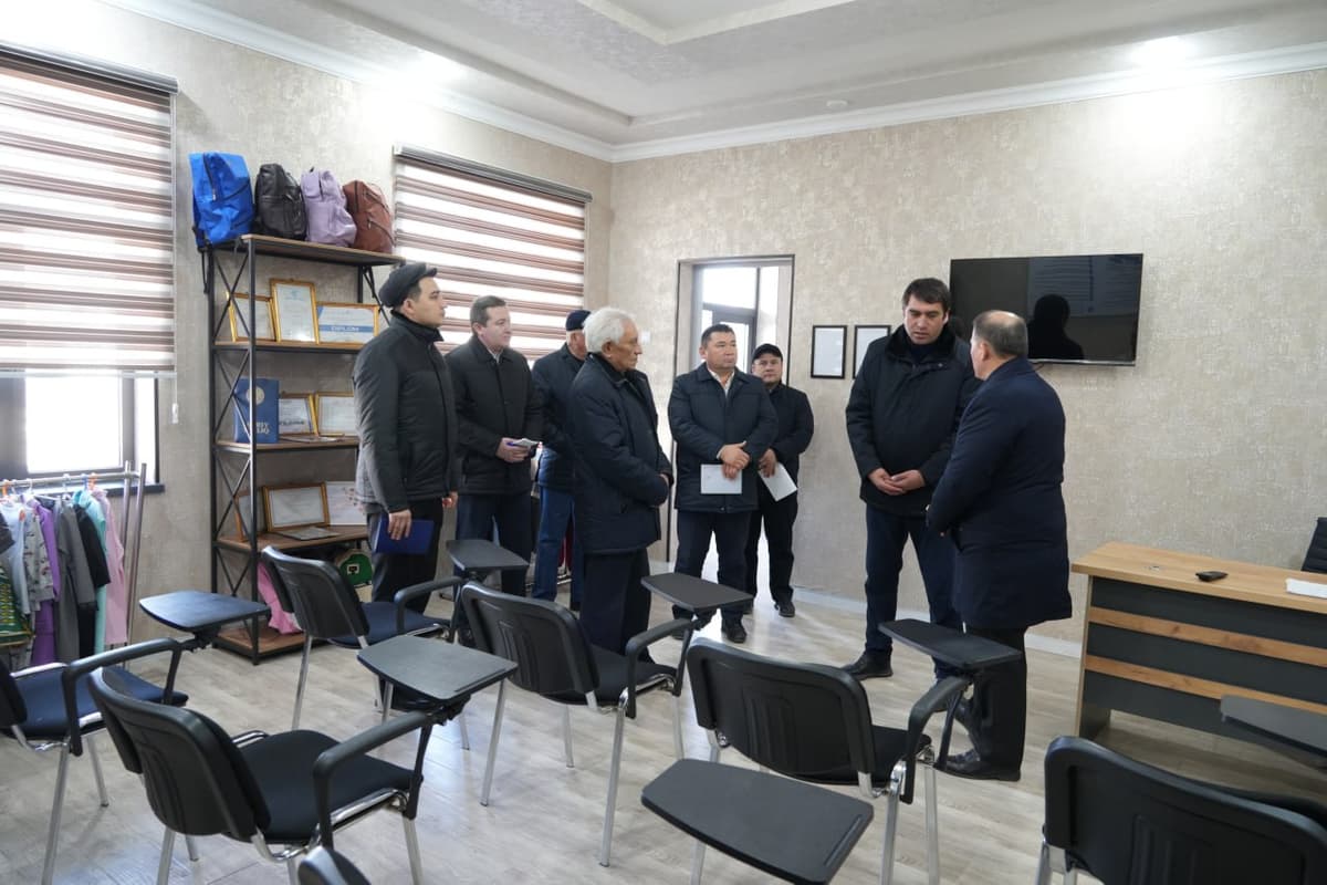 O'zLiDeP ishchi guruhi Jizzaxda tadbirkorlar va saylovchilar muammolarini o‘rganmoqda