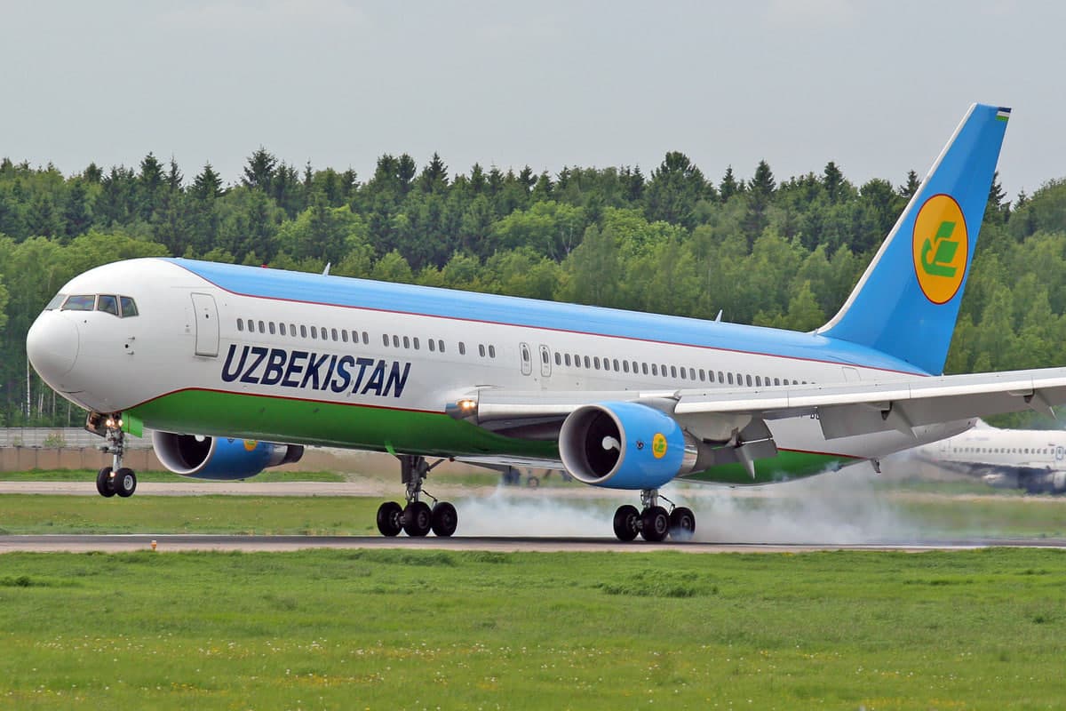 Uzbekistan Airways announces discounts for students