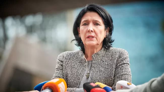 Gurjiston prezidenti «chet el agentlari» to‘g‘risidagi qonunga qarshi da’vo bilan chiqdi