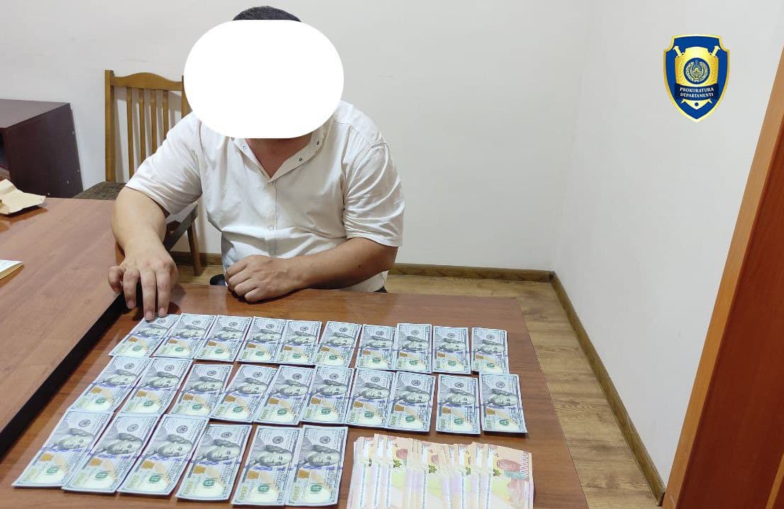 Декана Ургенчского госуниверситета поймали на взятке
