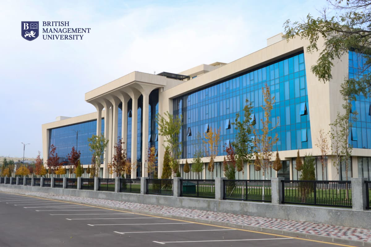 British Management University talabalarining birinchi bitiruvchisi: yangi ufqlarni ochadigan muvaffaqiyat
