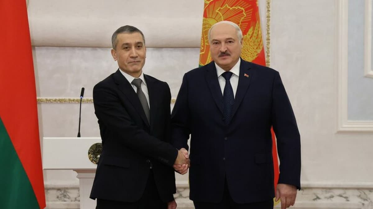 Ambassador of Uzbekistan presents credentials to the President of Belarus