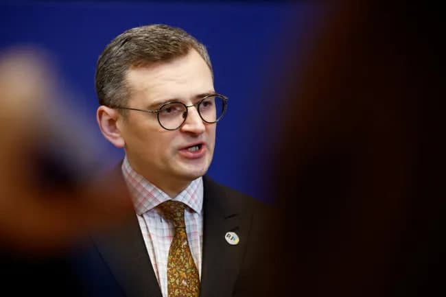 «Nega doim Ukraina yon berishi kerak?» Kuleba Rossiya qachon muzokaralarda ishtirok etishi mumkinligi haqida gapirdi