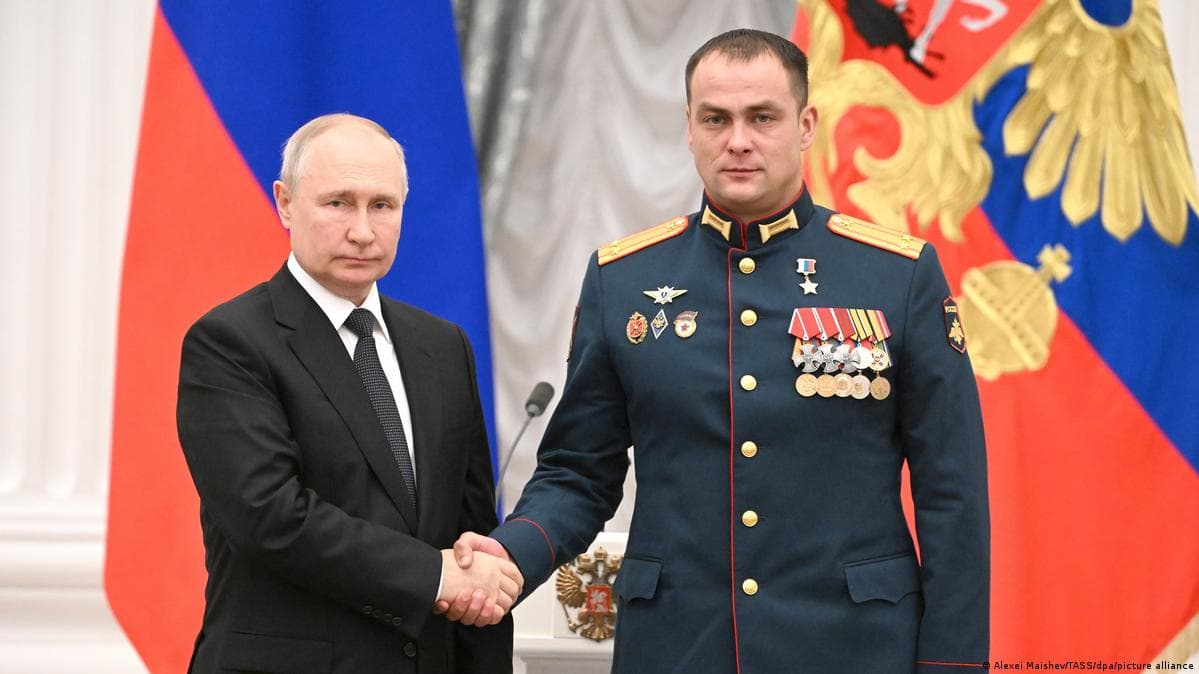 Ukrainadagi urush qatnashchisi birinchi marta Rossiya Qahramoni unvonidan mahrum qilindi