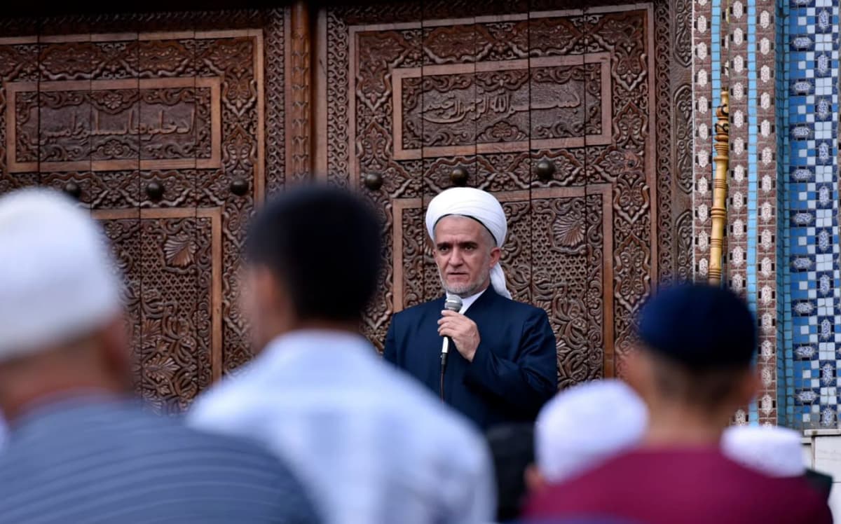 Tojikiston muftiysi hujumga uchradi