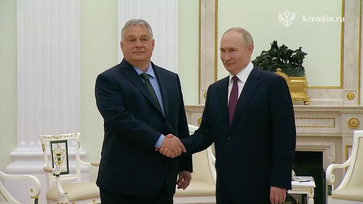 Viktor Orban Kremlda Putin bilan uchrashdi