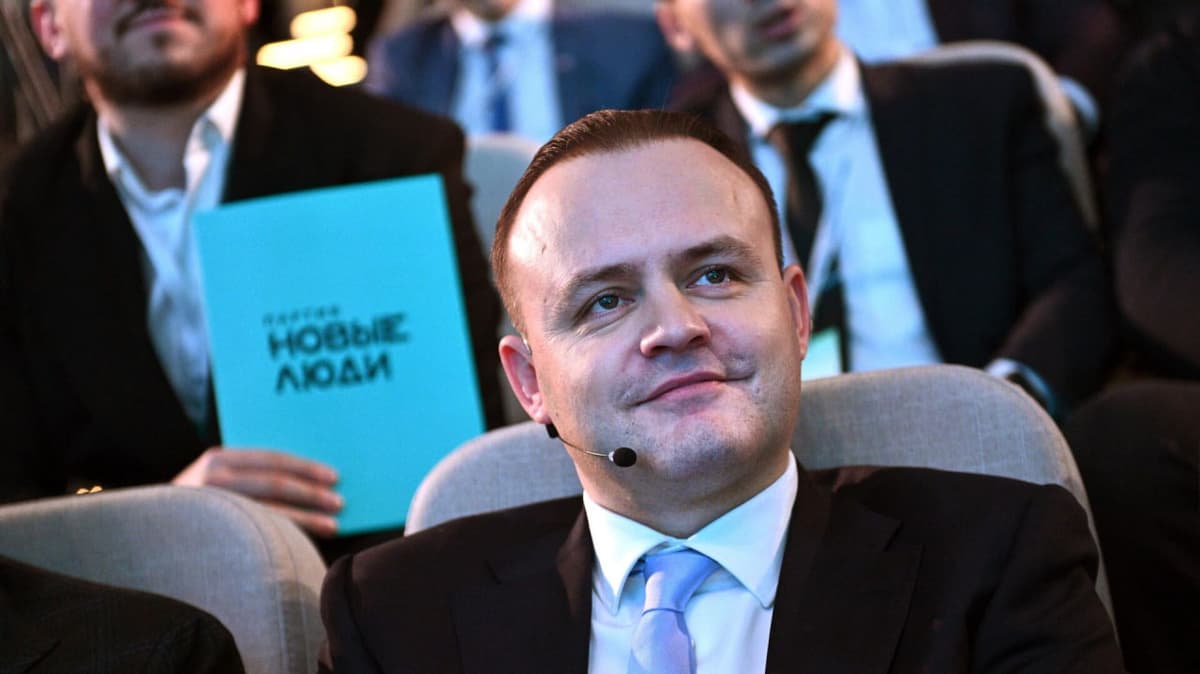 Vladislav Davankov «Novyye lyudi»dan RF prezidentligiga nomzod sifatida ko‘rsatildi