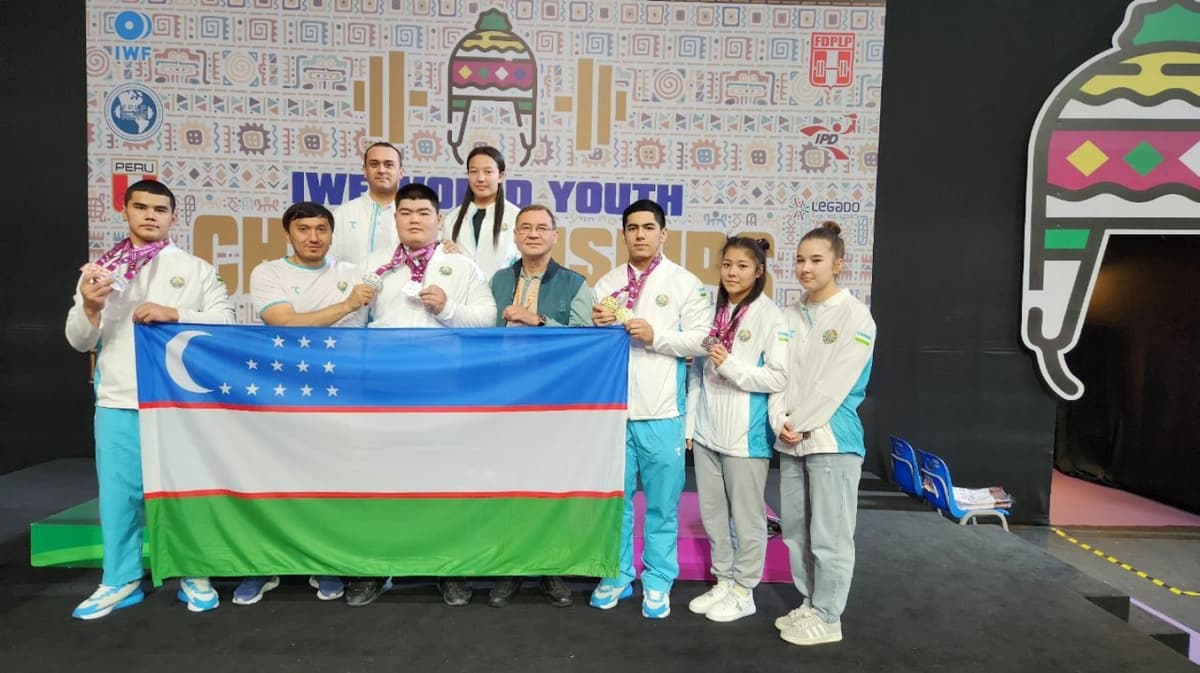 Uzbek athletes bag 12 medals at World Youth Weightlifting Championships