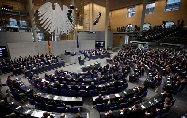 Germaniya bundestagida muddatidan oldin o‘tkaziladigan saylovlar sanasi ma’lum bo‘ldi