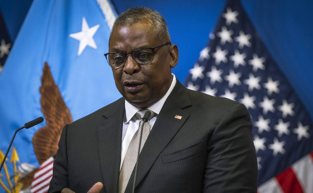 Pentagon rahbari AQSh harbiylariga hujum qilmaslik haqida ogohlantirdi