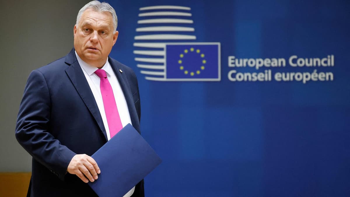 Orban Ukraina bo‘yicha qaror qabul qilish chog‘ida Yevrokengash zalini tark etdi