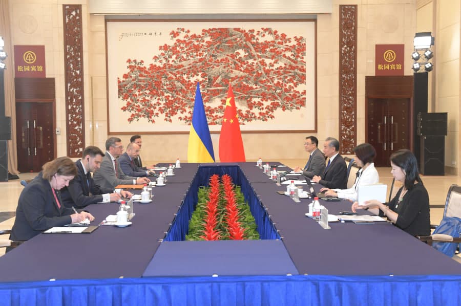 Украина готова к переговорам с Россией - Кулеба 