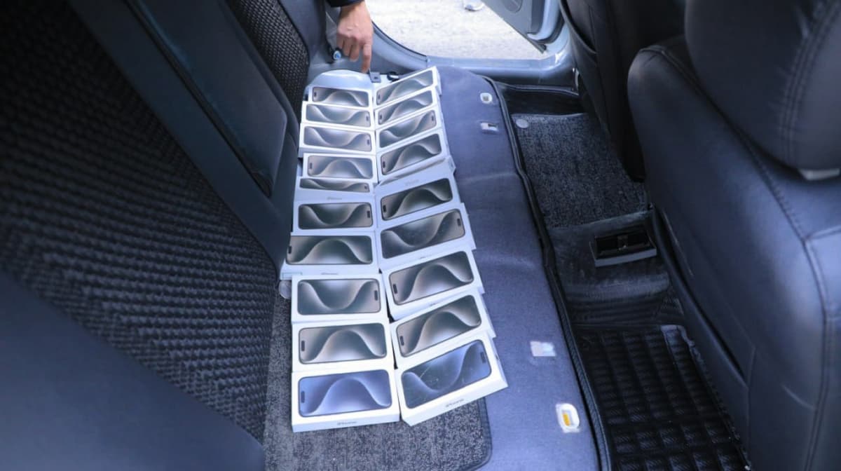 Individuals who tried to smuggle 28 units of iPhone 15 into the country detained in Fergana