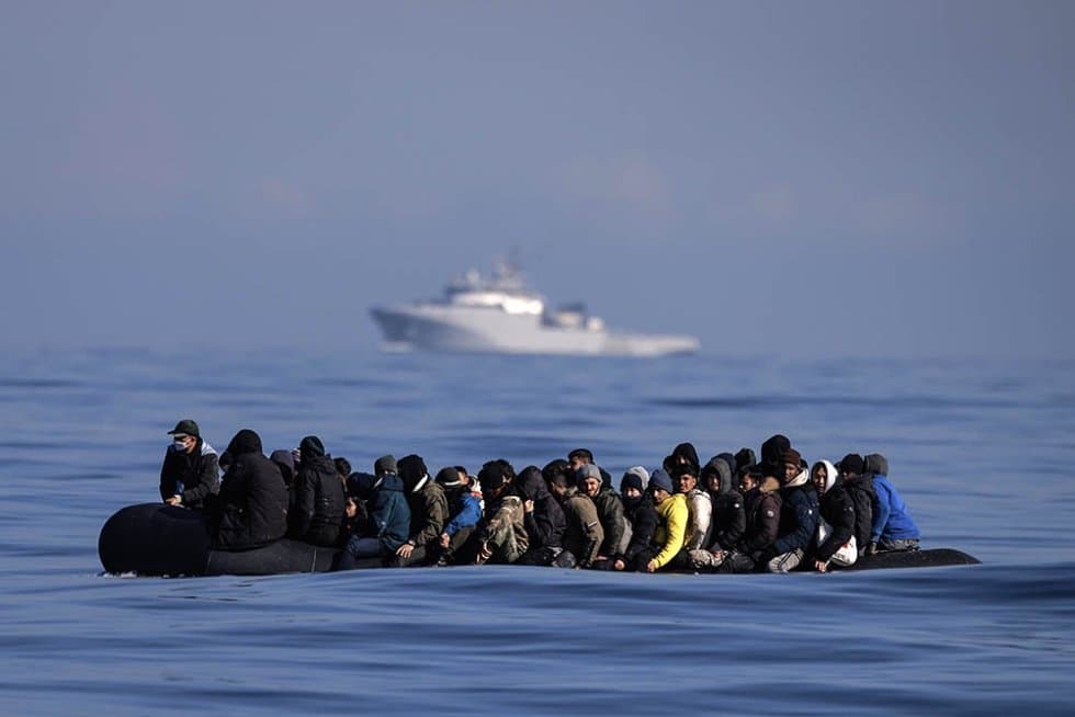 Britaniyada Ruandaga deportatsiya qilish uchun dastlabki migrantlar qo‘lga olindi