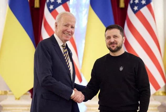 Bayden Zelenskiyni Oq uyga taklif qildi