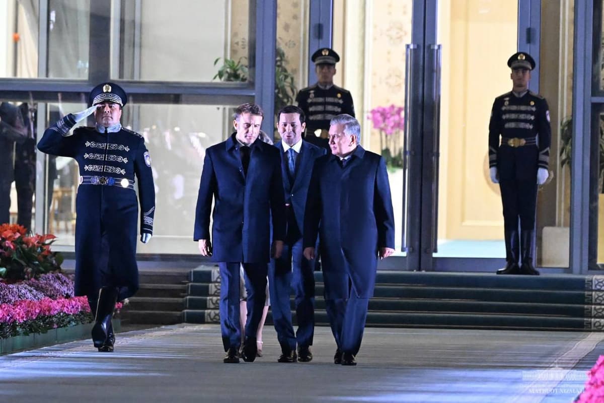 French president's official visit to Uzbekistan ended