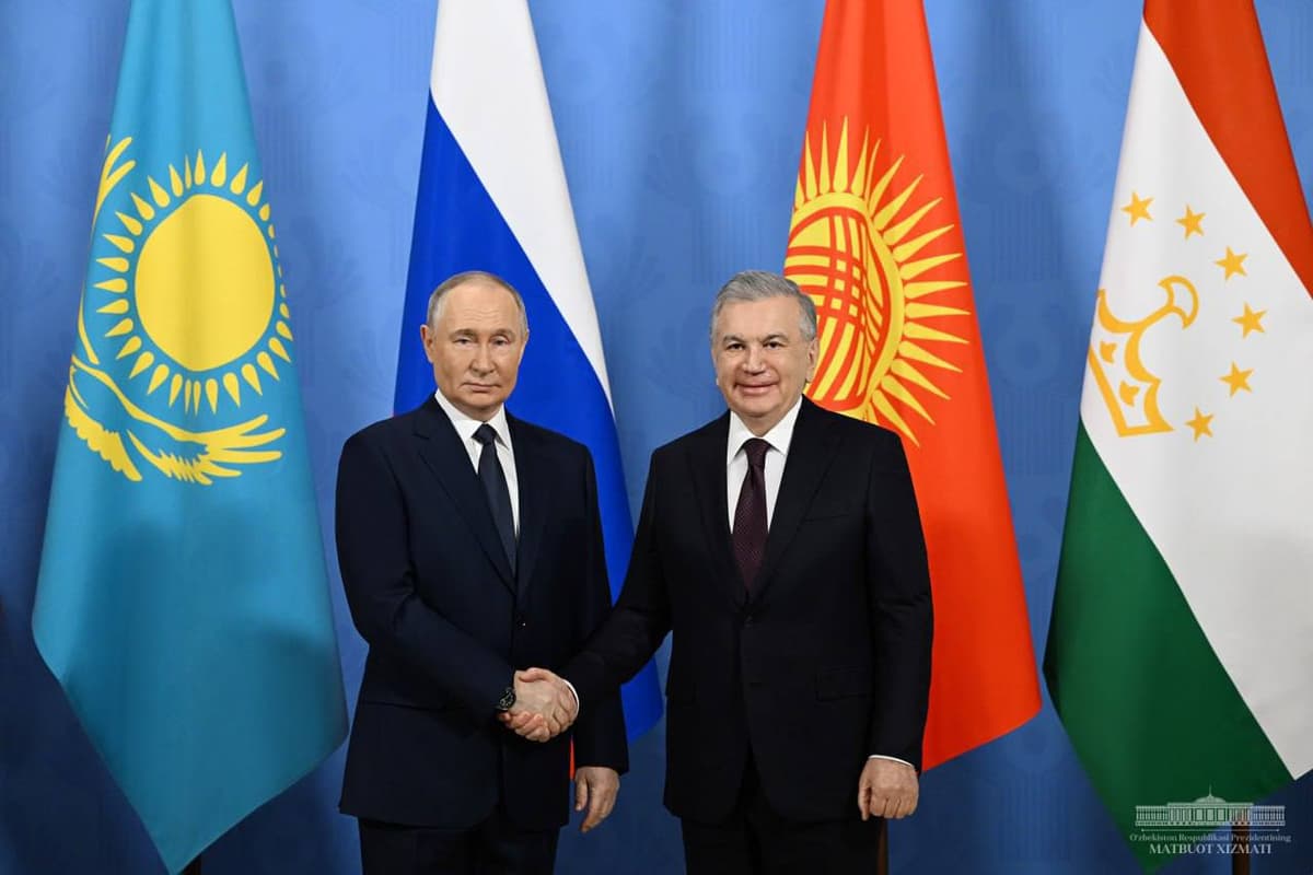 President Mirziyoyev attends CIS informal summit in Russia