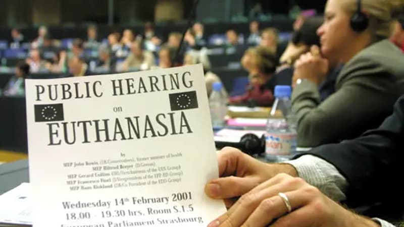 Uzoq kutilgan huquqmi yoki qaltis yo‘l? Britaniyadagilar evtanaziya masalasida bahslashmoqda