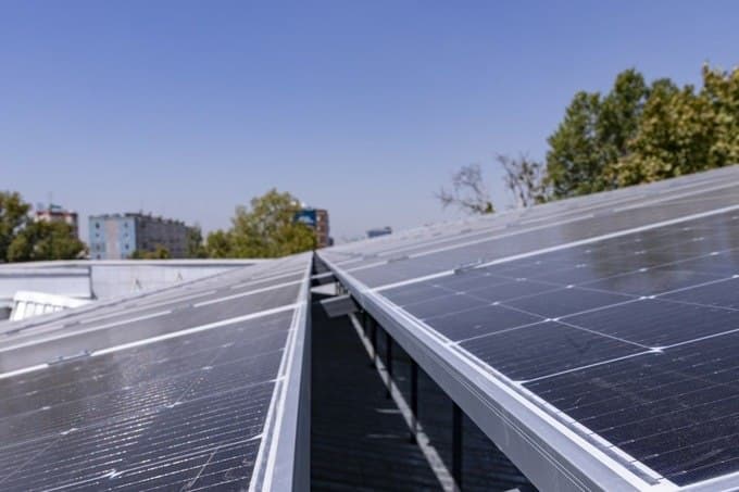 Solar panel importers to be allowed to pay customs duties in installments