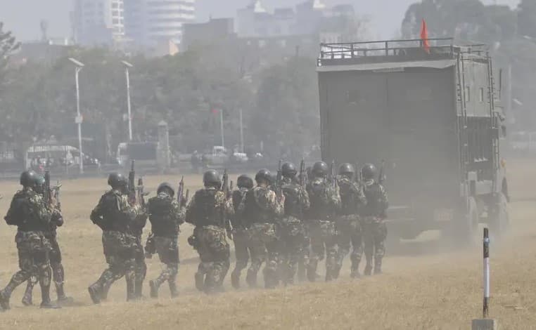 Nepalda Rossiya armiyasiga askar yollash bilan shug‘ullangan 12 kishi ushlandi