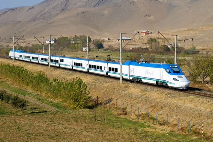 "Afrosiyob" high-speed train ticket prices to increase by up to 40%