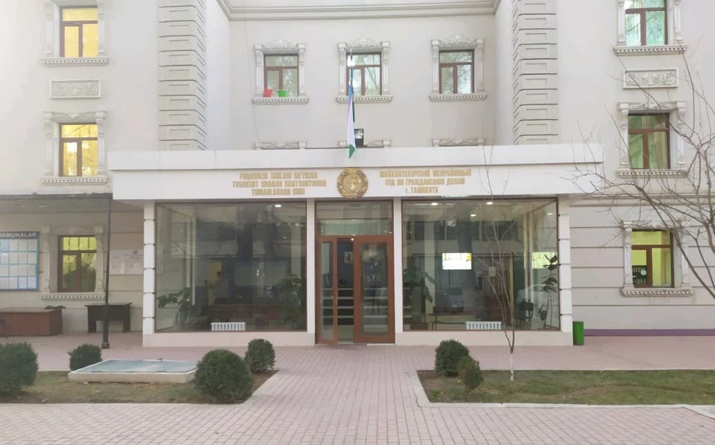 “Bu texnik xatolik” – sud ishidan bir kun oldin imzolangan ajrim voqeasiga izoh berildi