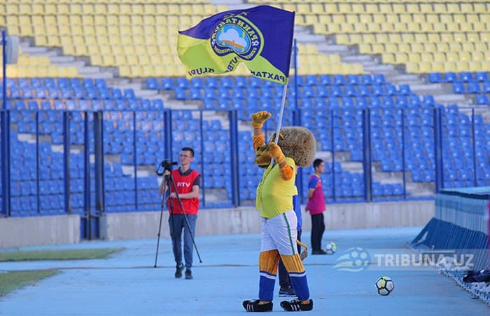 Приватизация ФК «Пахтакор» временно приостановлена