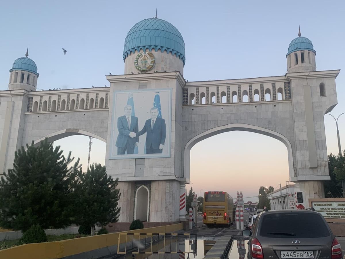 «G‘ishtko‘prik» chegara bojxona postida kuzatilayotgan tirbandliklar yuzasidan ma’lumot berildi 