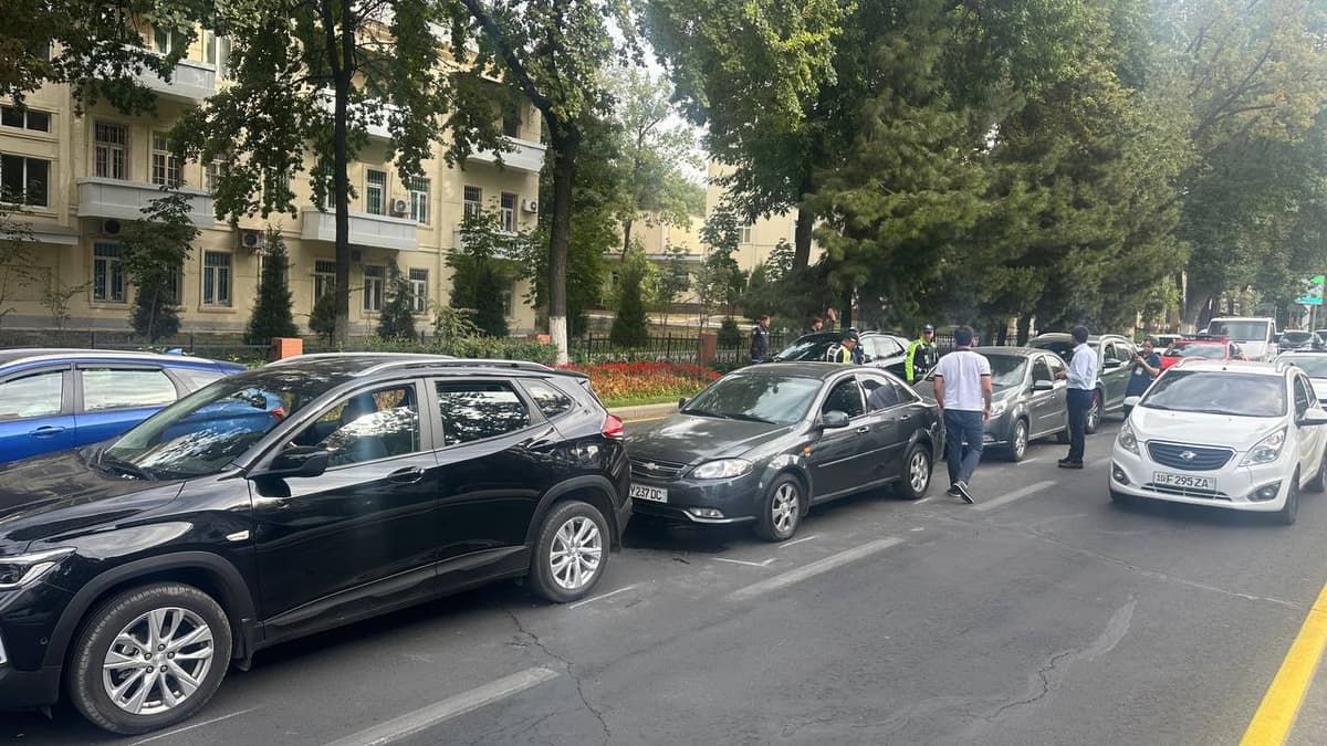 Тошкентда 5 та автомобил иштирокида ЙТҲ содир бўлди