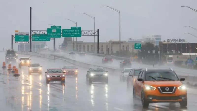 Embassy of Uzbekistan issues alert for compatriots in Florida as Hurricane Milton hits