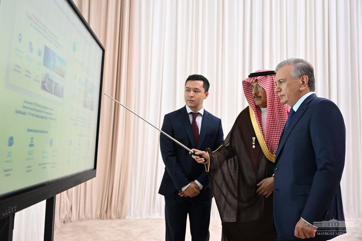 Foreign investors and local entrepreneurs present $1.8 billion projects to President Mirziyoyev