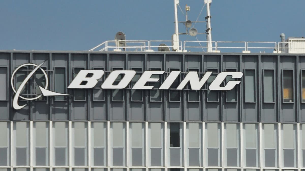 Boeing объявила о решении сократить 10% сотрудников