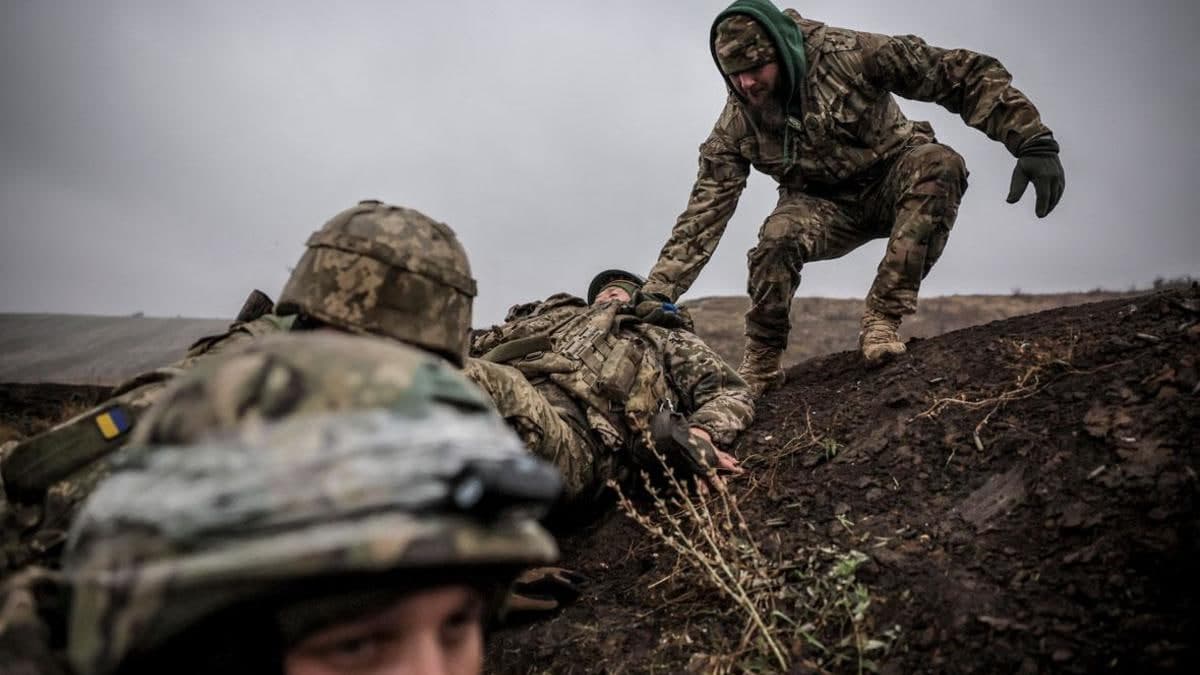 The Economist Ukrainaning yo‘qotishlarini 60-100 ming kishiga baholadi