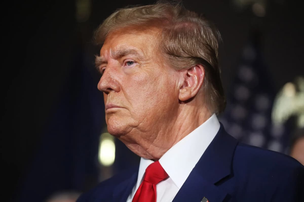 Трамп дастлаб миллион мигрантни депортация қилишни режалаштирмоқда — ОАВ