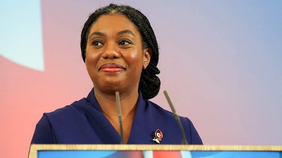Britaniyada birinchi marta qoratanli ayol konservatorlar partiyasiga rahbar bo‘ldi