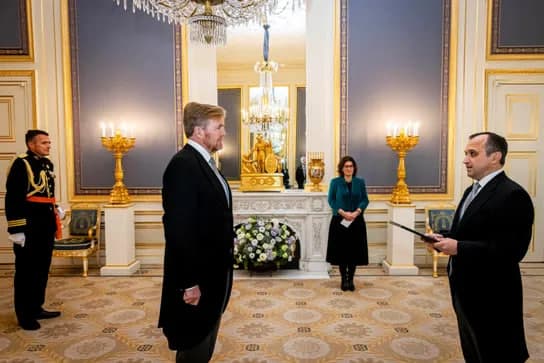 Uzbekistan’s ambassador presents credentials to King of the Netherlands