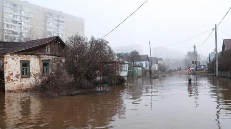 Toshqin Orenburggacha yetib kelgan. Uralda suv sathi kritik darajadan oshib ketgan va ko‘tarilishda davom etmoqda