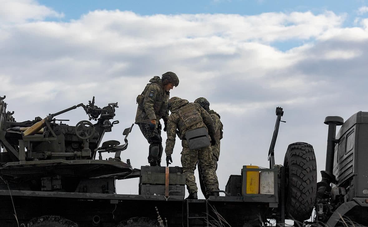 Reuters: Bayden Ukrainaga yangi harbiy yordam paketini tayyorlamoqda