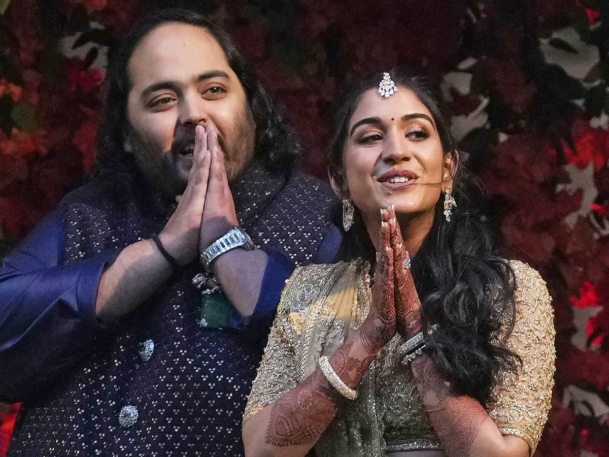 Hindistonda «asr to‘yi». Osiyoning eng badavlat insoni o‘g‘lini uylantiryapti 